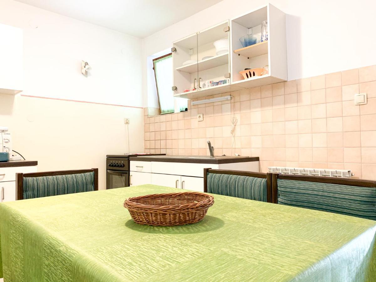 Apartmani Sincic Pula Buitenkant foto